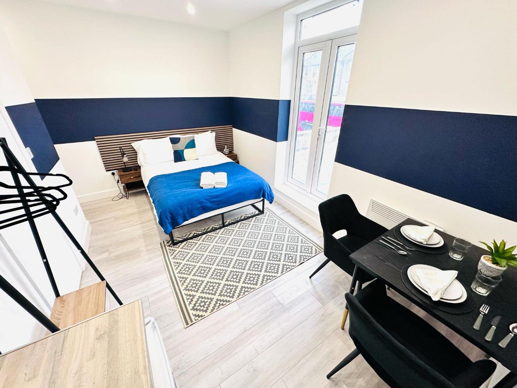 High Standard Perfect For Tourists! * London