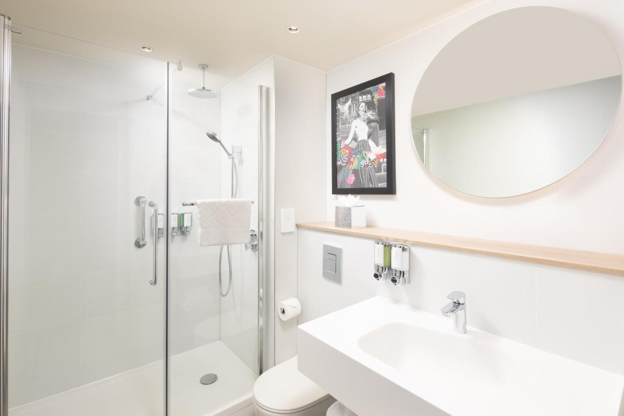 Hampton By Hilton Old Street Hotell 3*