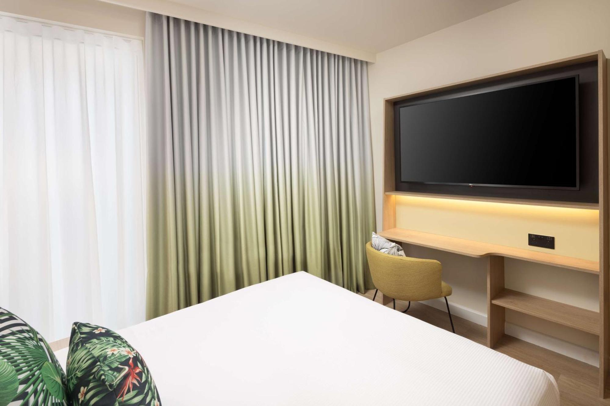 Hampton By Hilton Old Street Hotell 3*