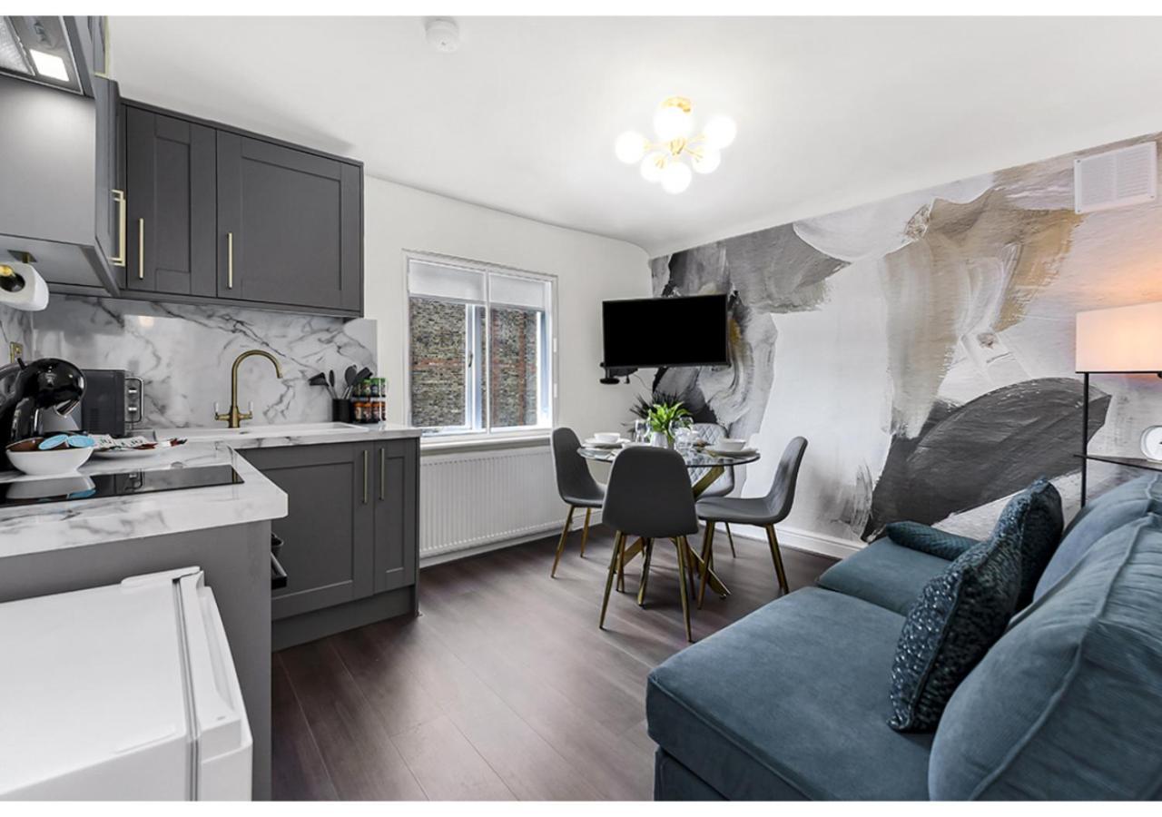 Leilighet Cozy Bliss Escape: Family - Friendly Getaway *