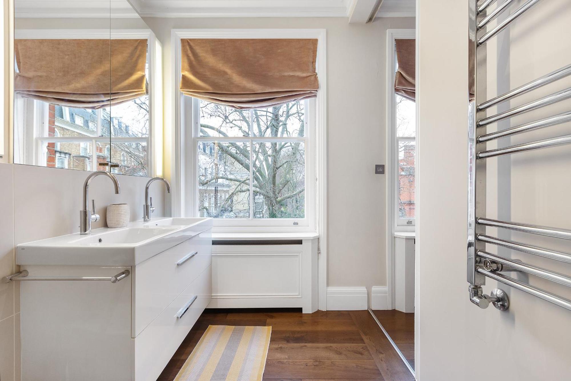 Luxurious In Kensington * London