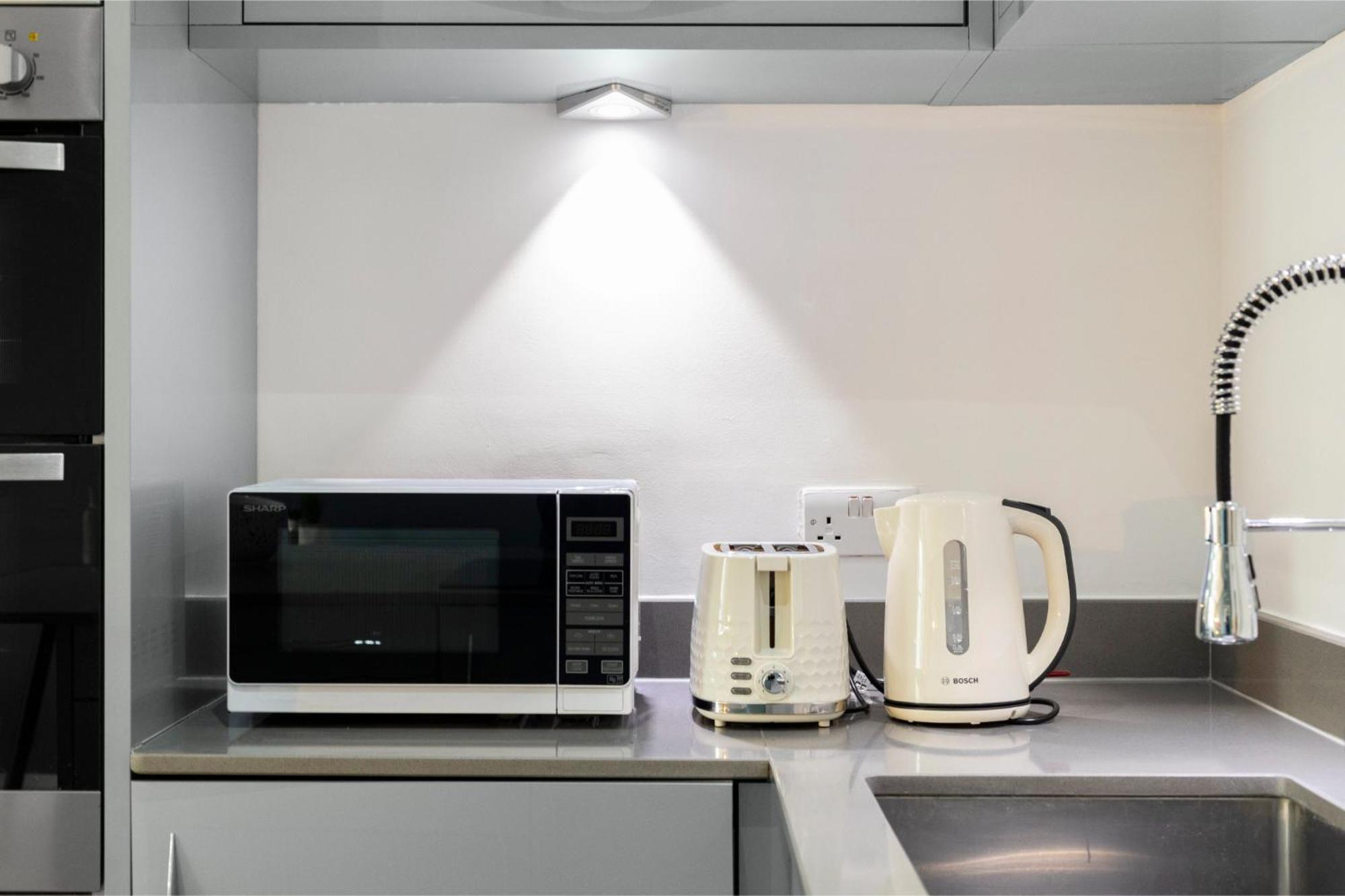 Tranquil Flat With Outdoor Space - Prime Location! Apartamento *
