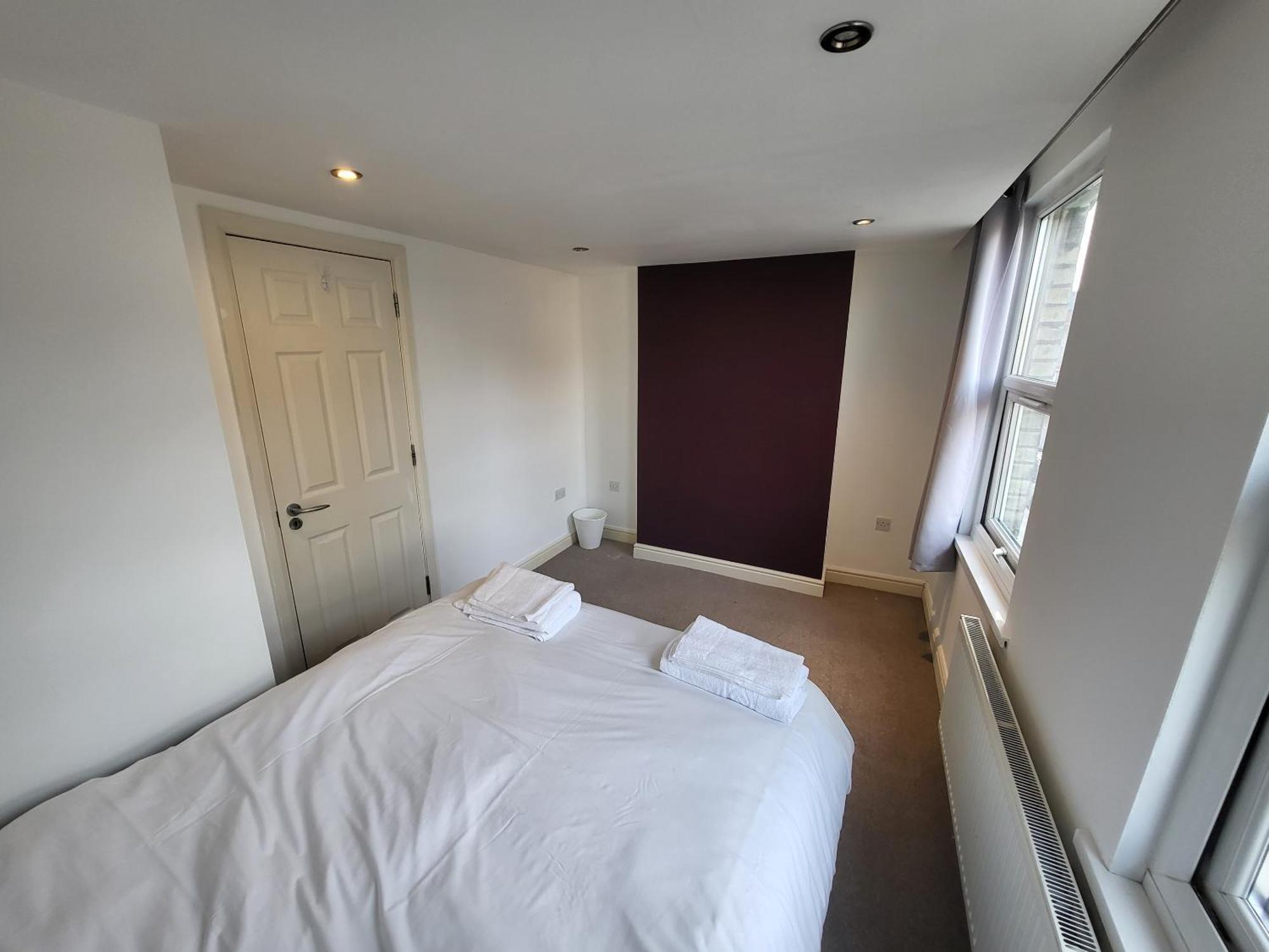 Apartamento Large 4 Bedroom House In