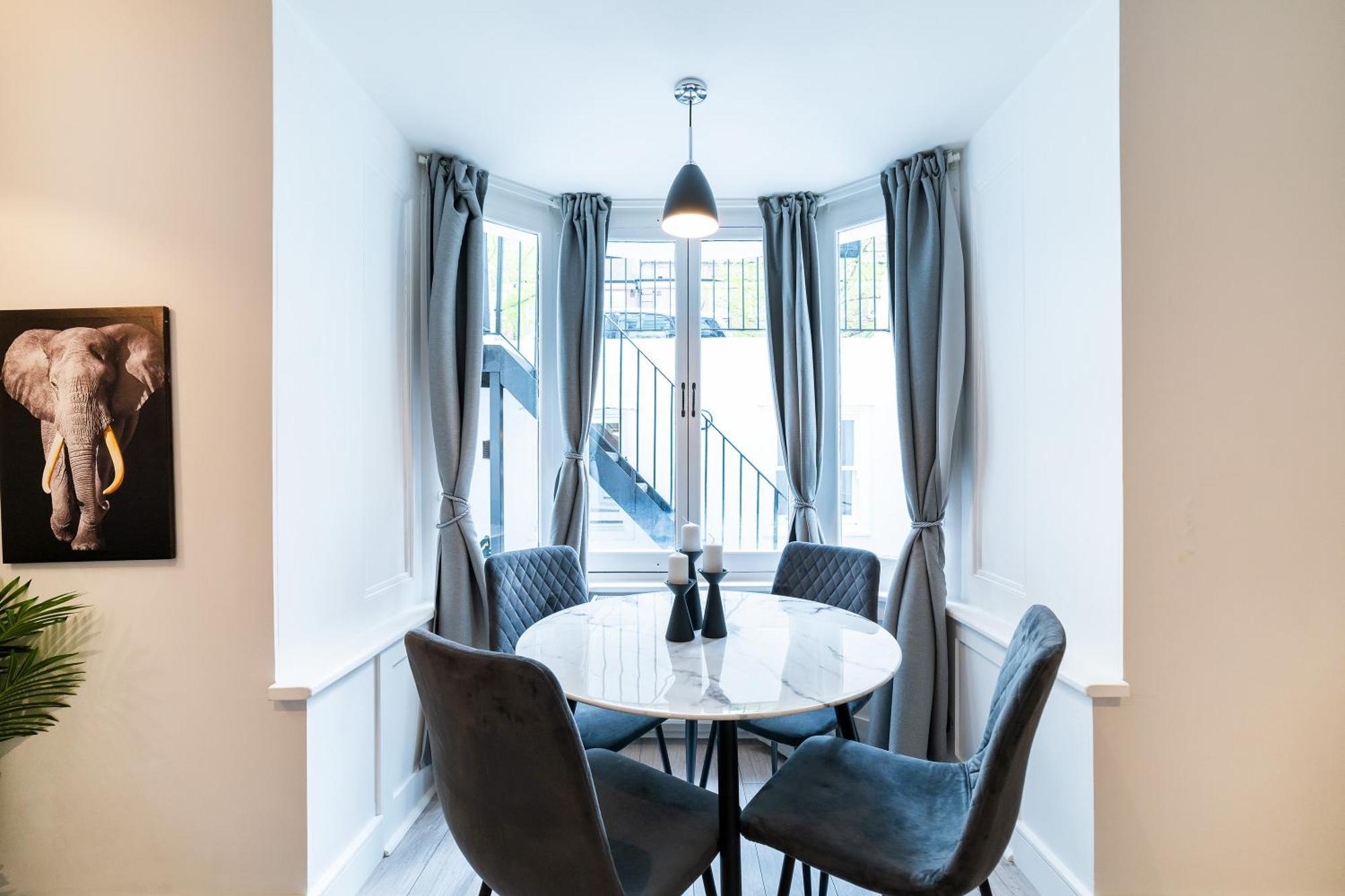Gloucester Terrace Gem Apartment *