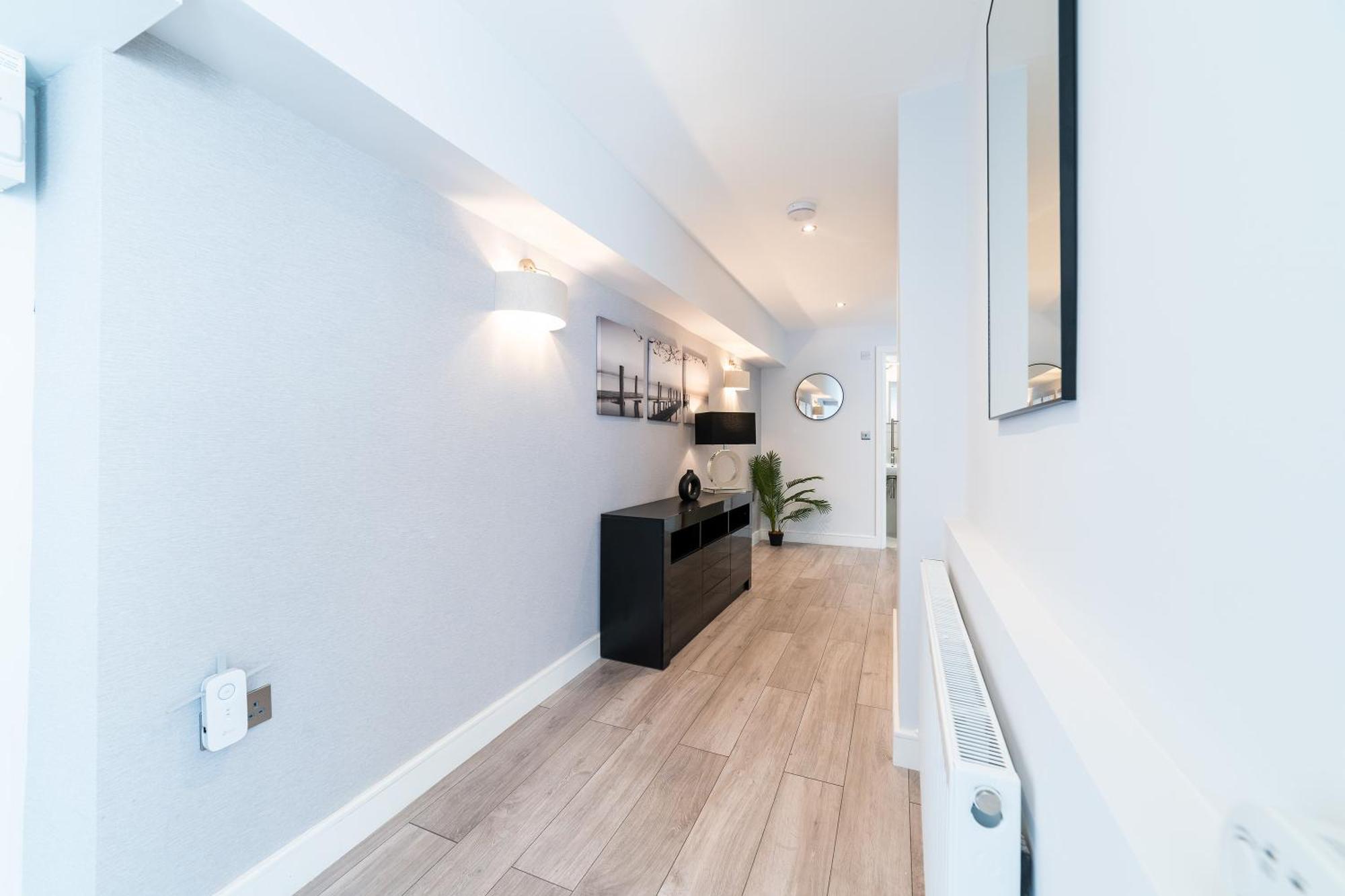Gloucester Terrace Gem * London