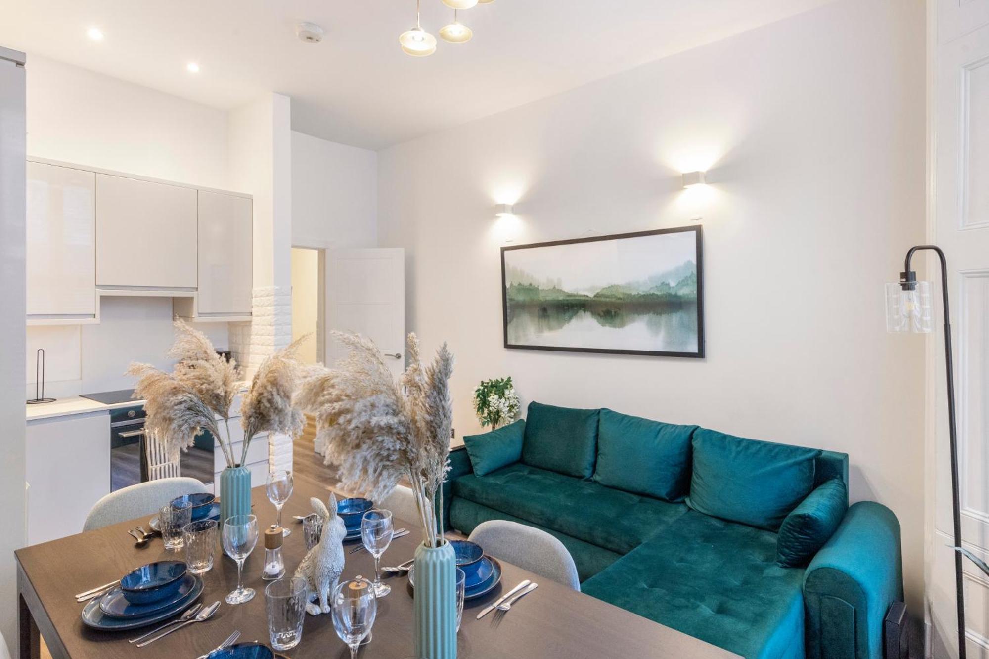 Notting Hill Retreat 2 Bedroom Apartment