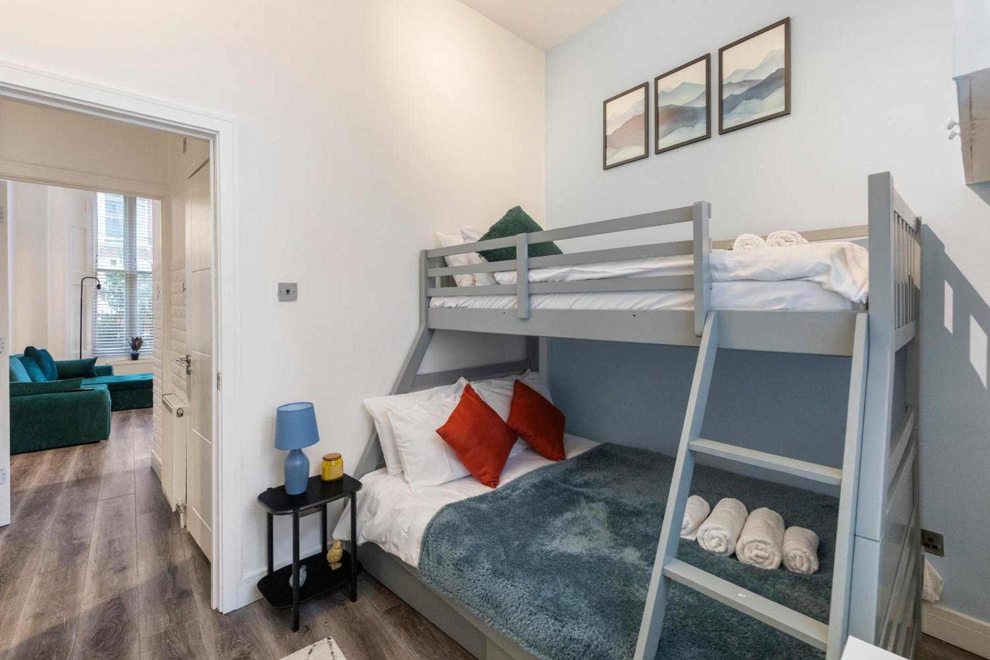 Apartment Notting Hill Retreat 2 Bedroom London