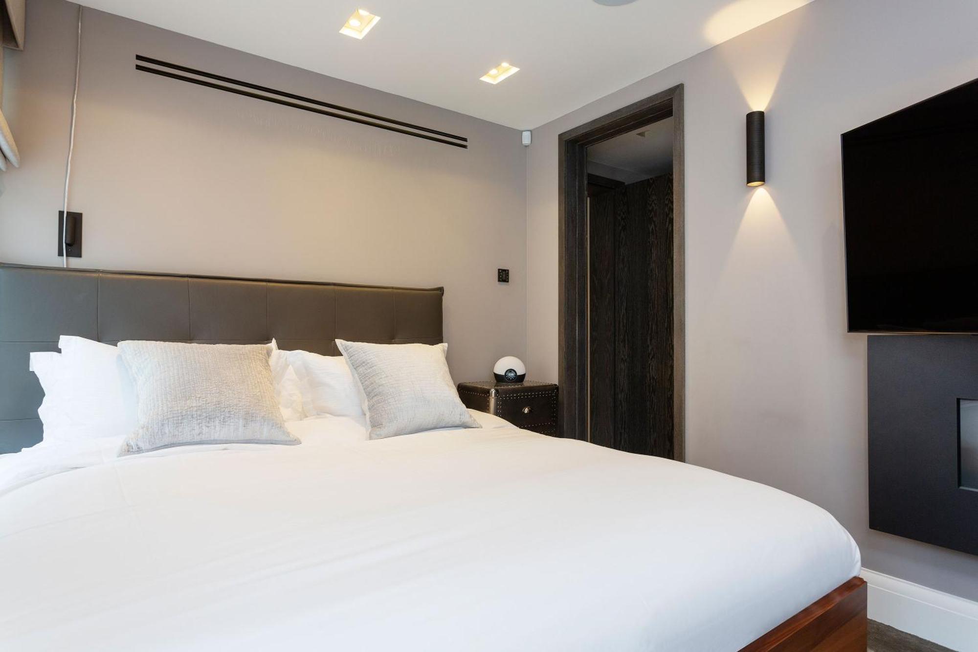 Veeve - Lavish And Luxe Holiday home