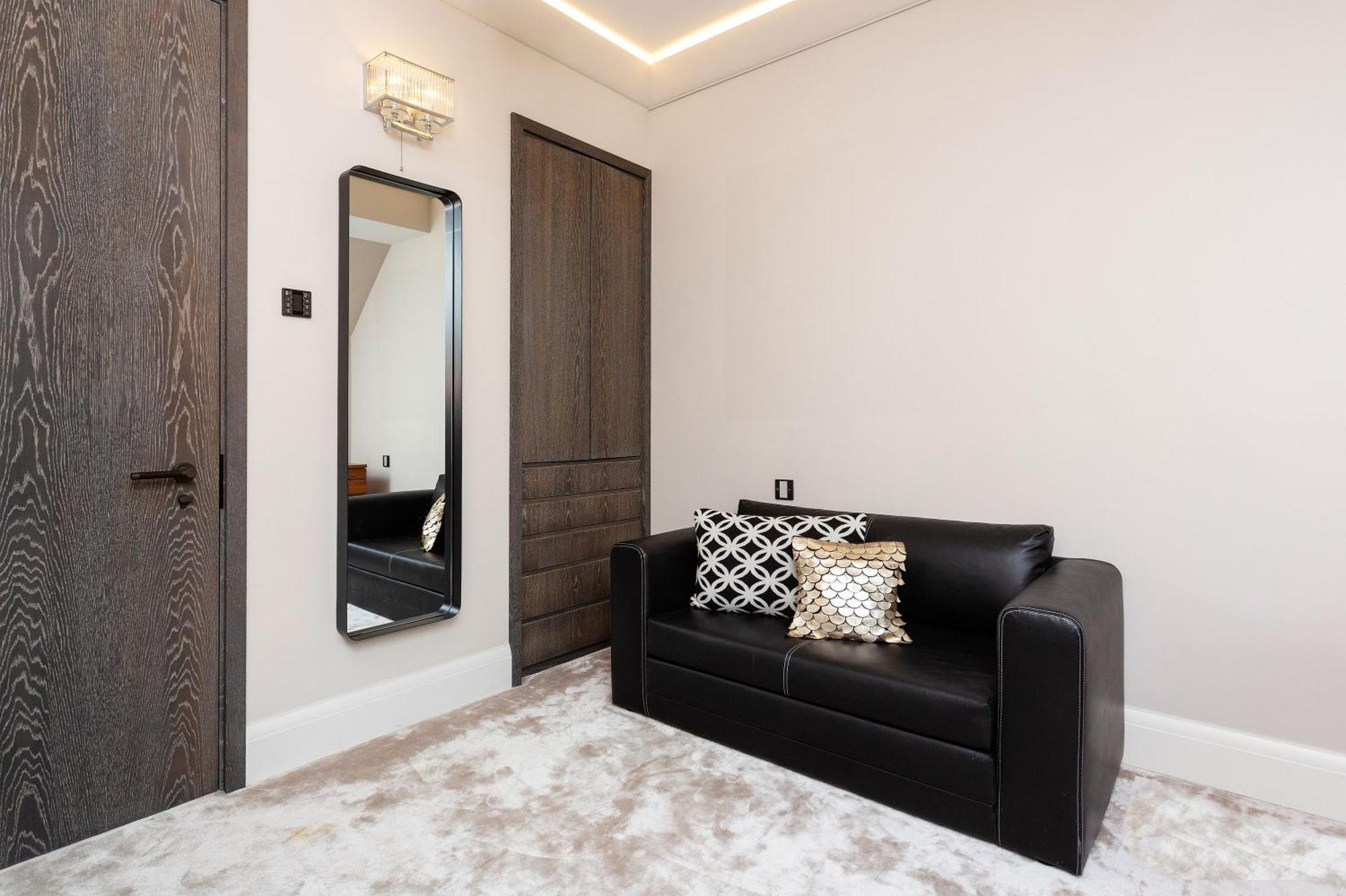 Veeve - Lavish And Luxe Holiday home *
