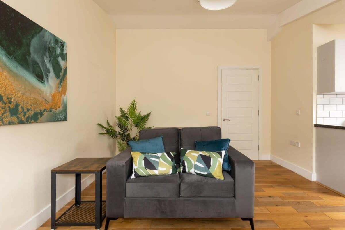 Lovely 1 Bed Attic In Brixton Appartement