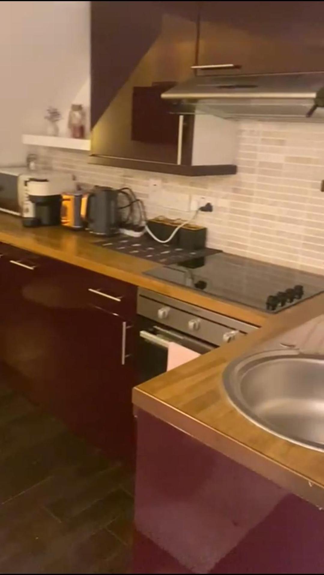 Flat In The Center Of Apartment London