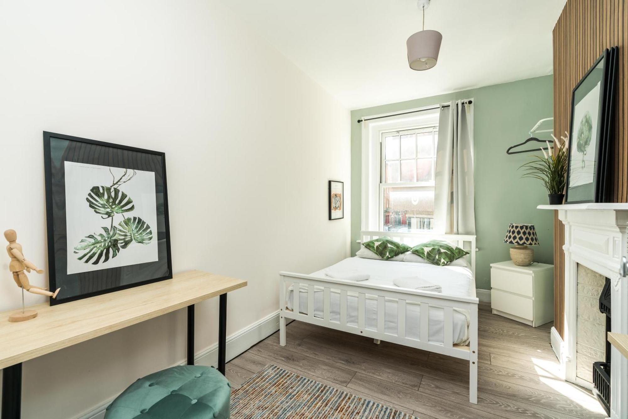 Lv2 Bricklane-fashionuni-shoreditch-art-shardtower-londonbridge-central Apartment