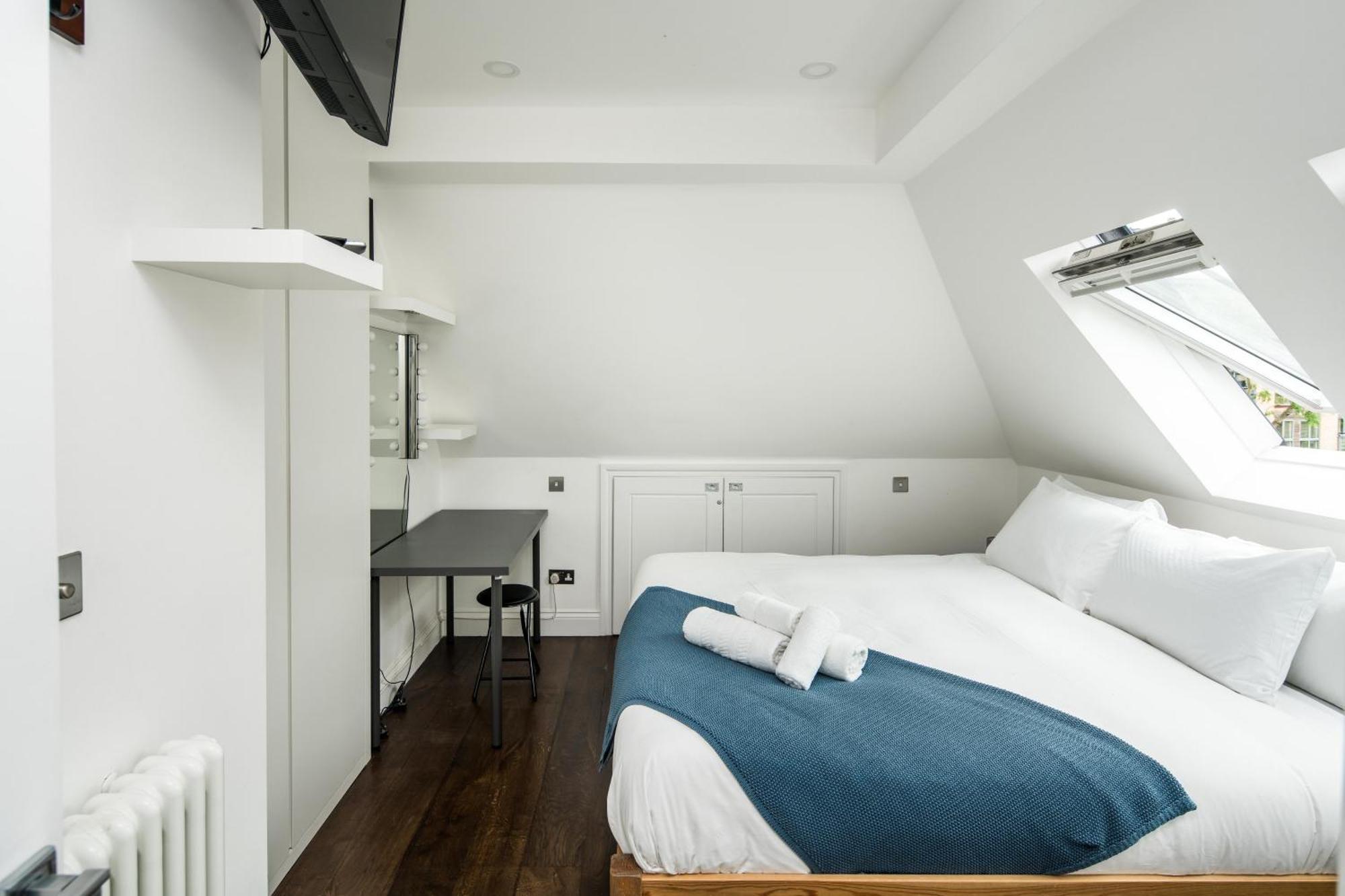 Sleek And Stylish 1bd W/ Balcony, Hammersmith