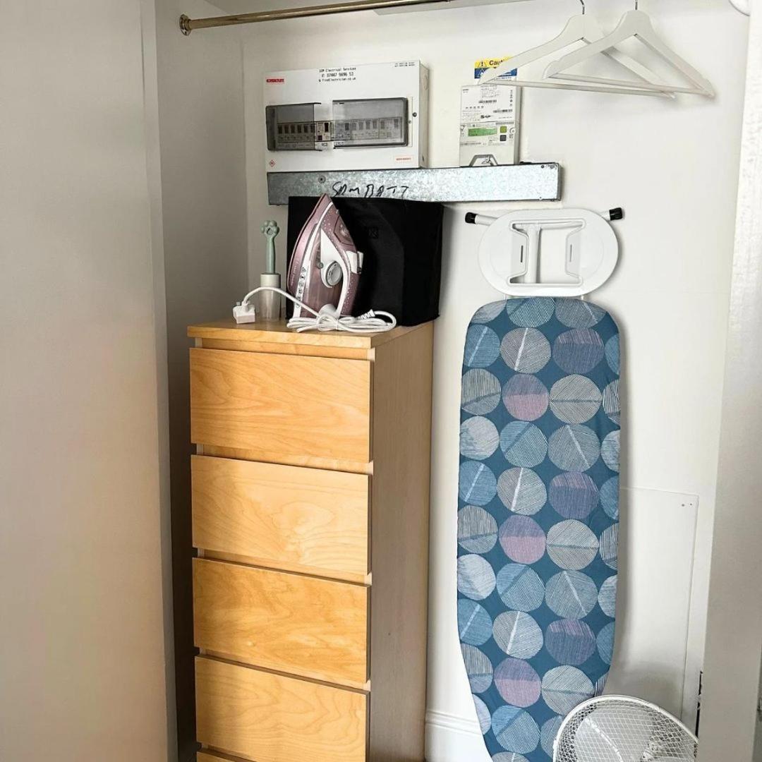 Flat In The Center Of Apartment *