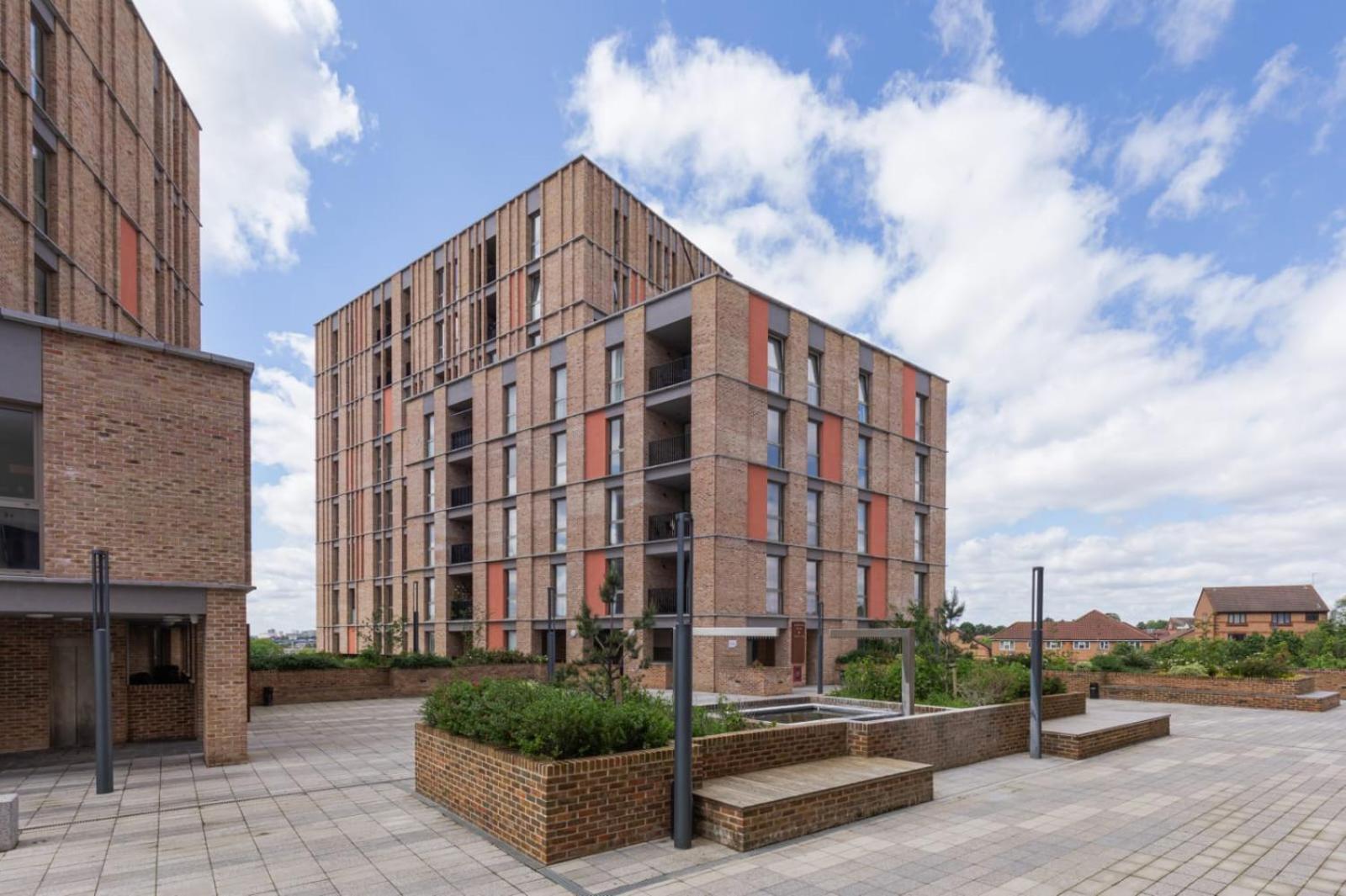 Apartment Melrose Place 7beds Free Wifi Wembley Stadium 15mins To