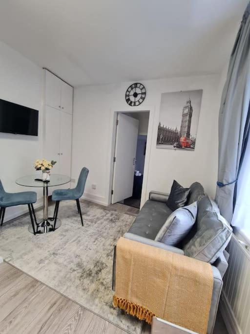 Appartement Stylish And Spacious 1 Bedroom Kensal Tube 1a *