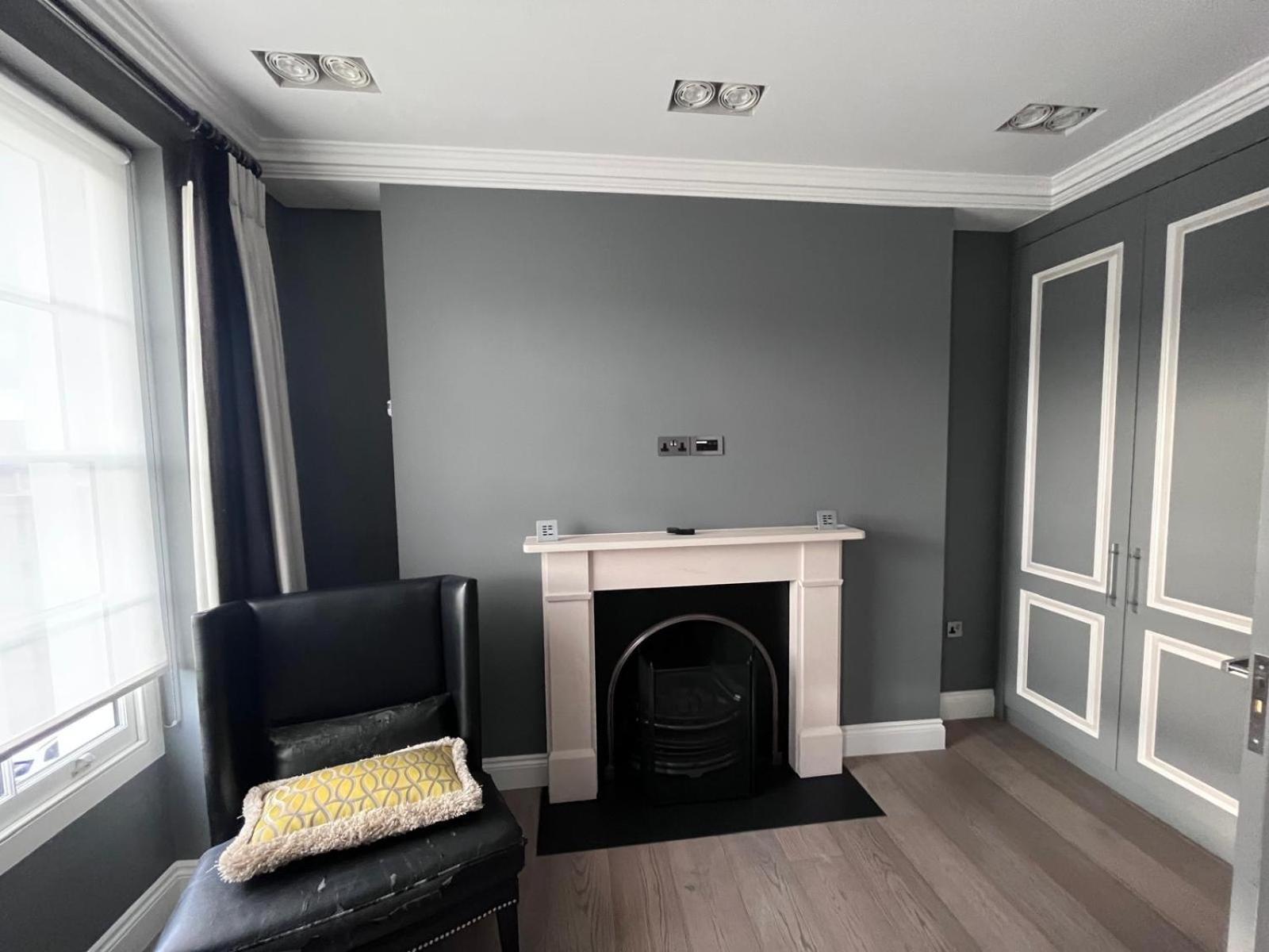 Lovely 6 Bedroom House Villa London