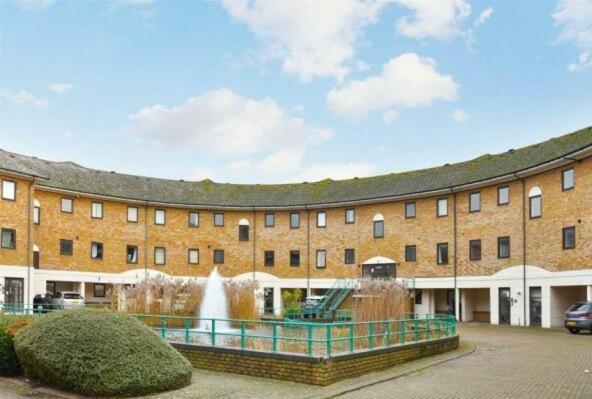 The Nook Londons Swanky With Free Parking Privatunterkunft *