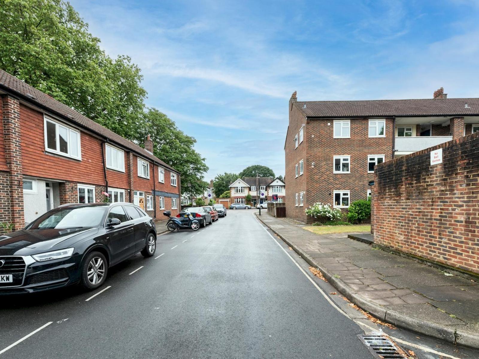 Apartment Pass The Keys Peaceful Zen With Parking Kew *
