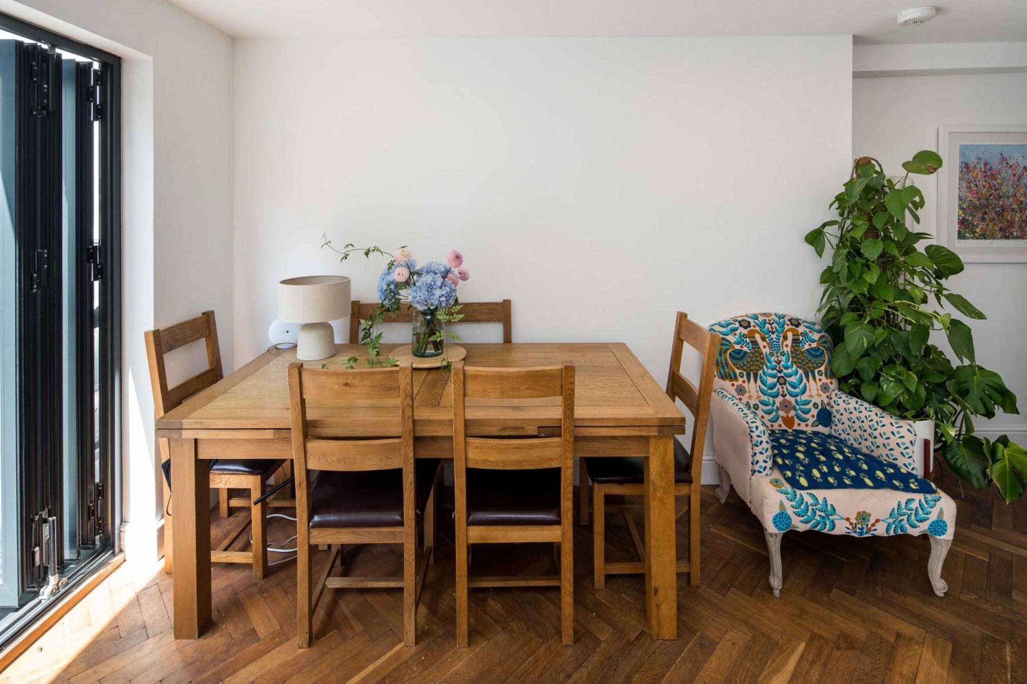 Charming 2bd Garden Flat In Fulham,