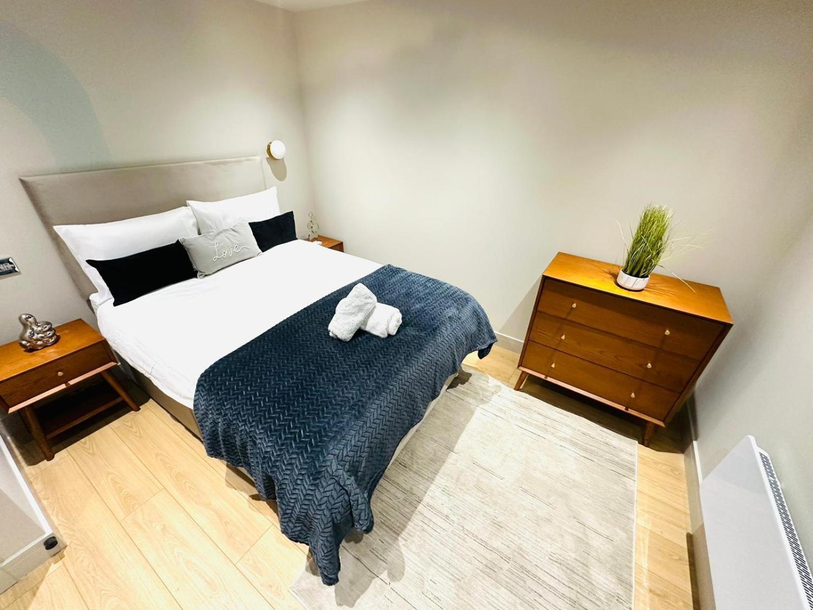 Luxury Flats, Convenient For Tourists Leilighet London