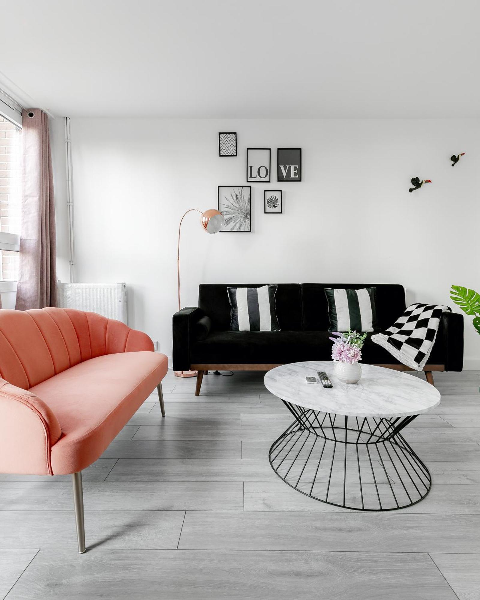 Leilighet 3br Off A13 , Sleeps 6, 2mins To Langdon Dlr,free Parking