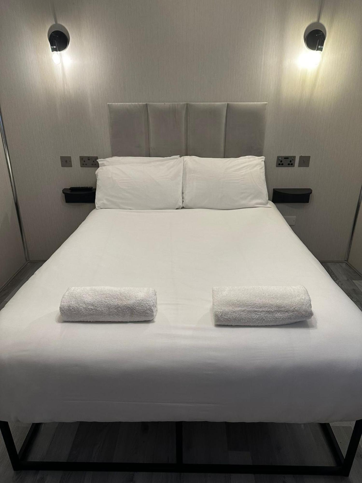 Apartamento Fb4-spacious Basement Near Hyde Park