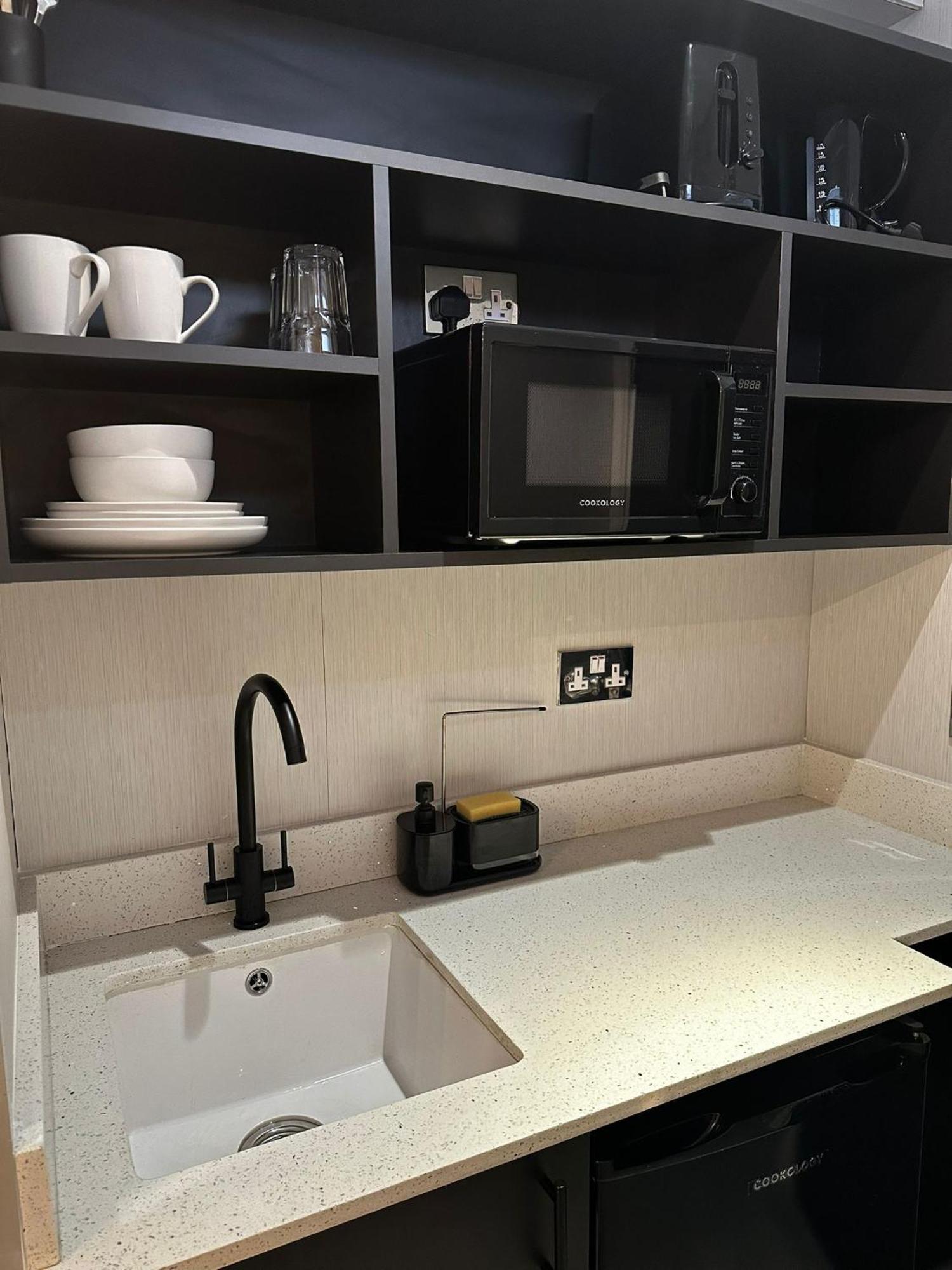 Fb4-spacious Basement Near Hyde Park Apartamento Londres