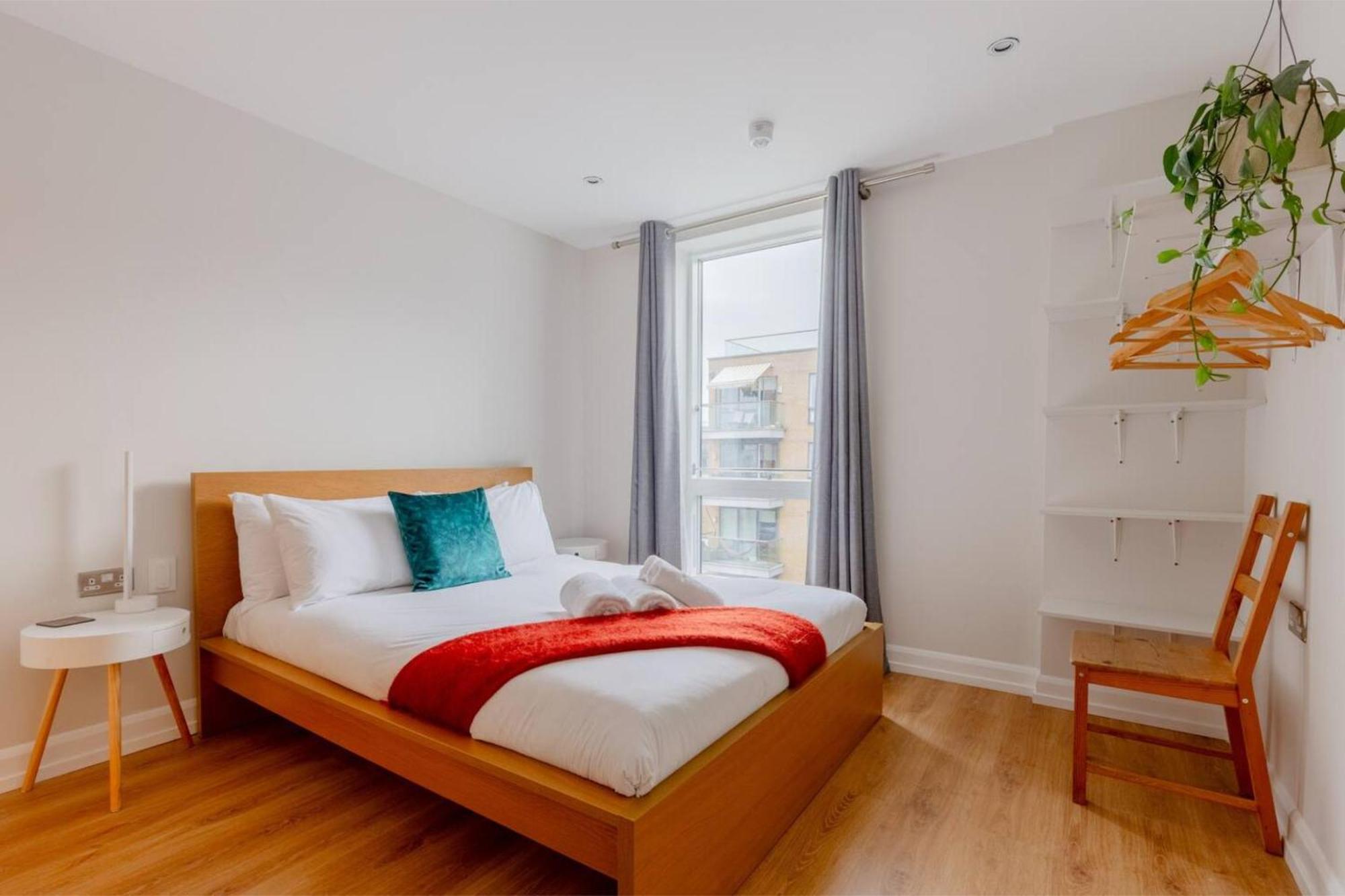Vibrant & Inviting 1bd Flat Heart Of Haggerston! Londen
