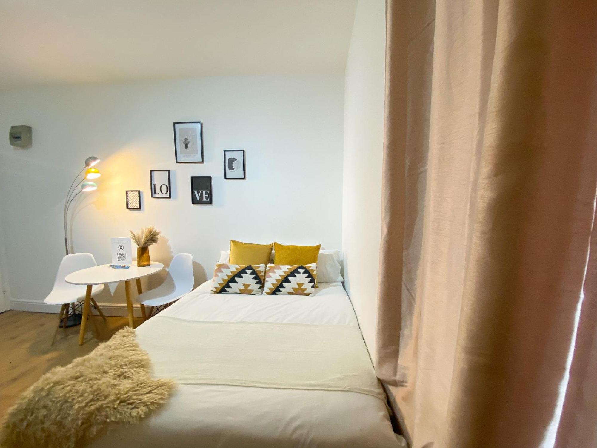 Appartement Holland Road Londen