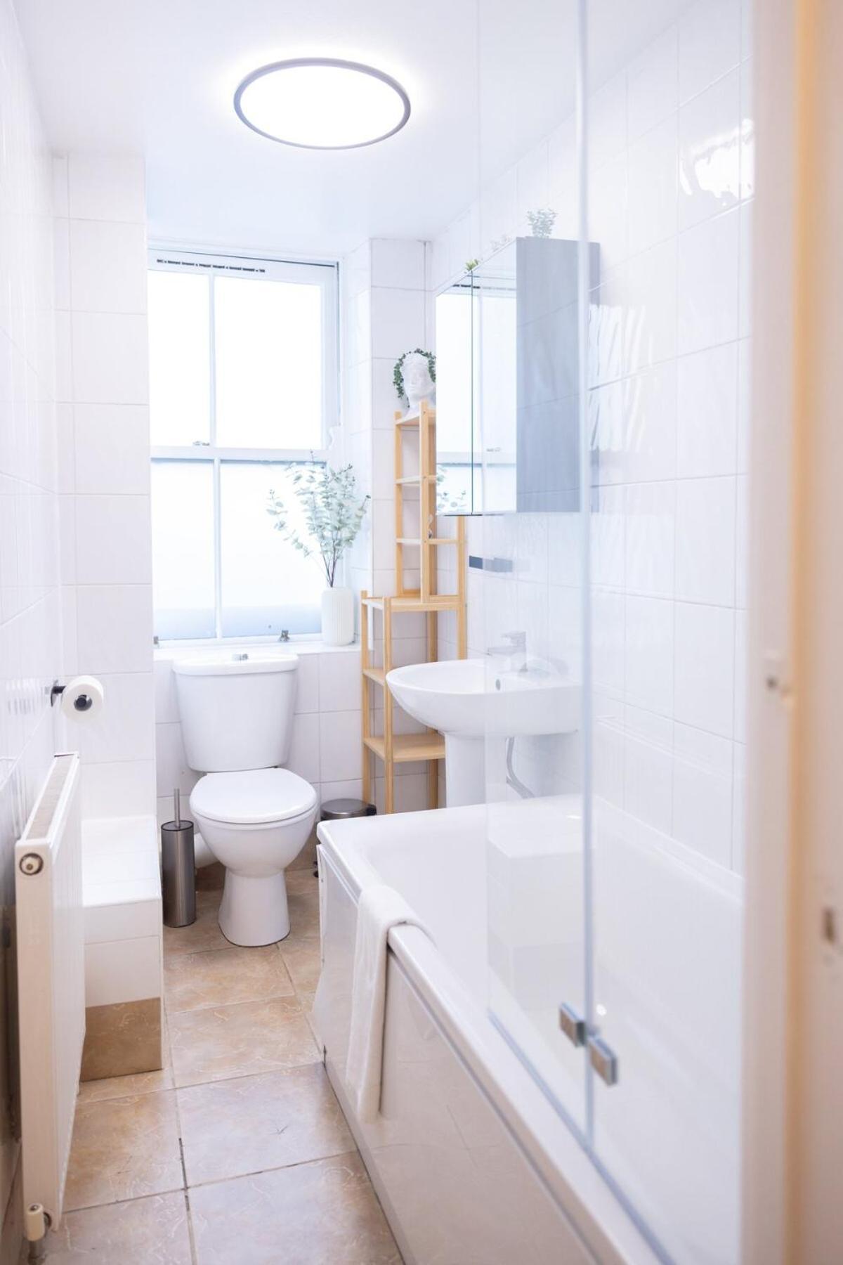 Spacious Two-bed 100m From Trafalgar Sqr Leilighet