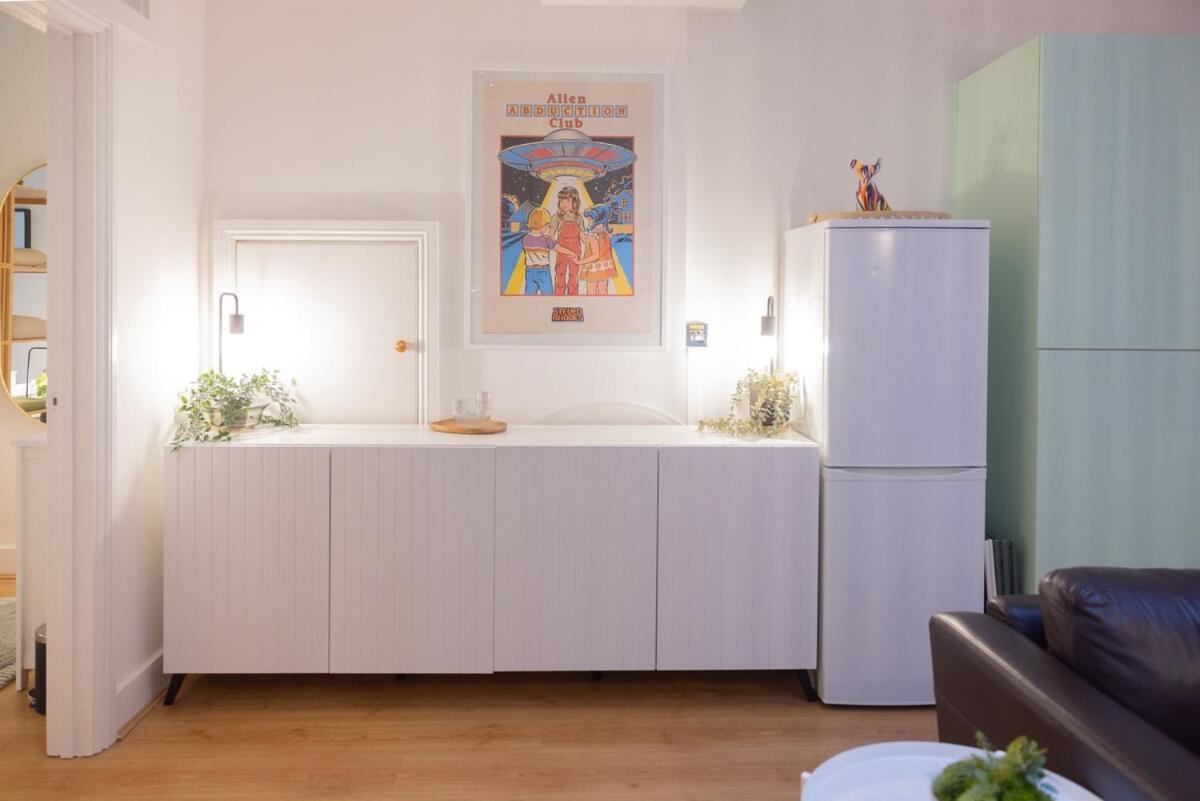 Spacious Two-bed 100m From Trafalgar Sqr Leilighet