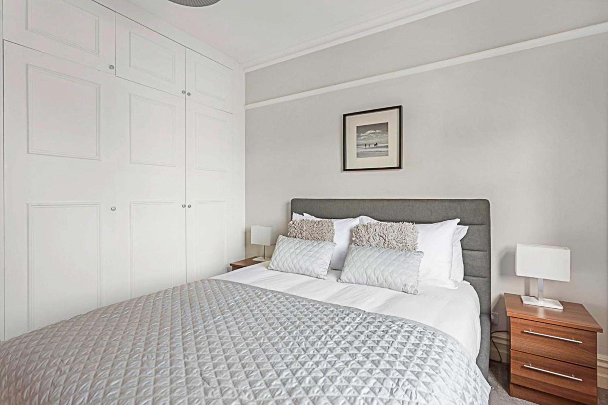 Serene 2br - 3 Mins To Fulham Broadway Londen
