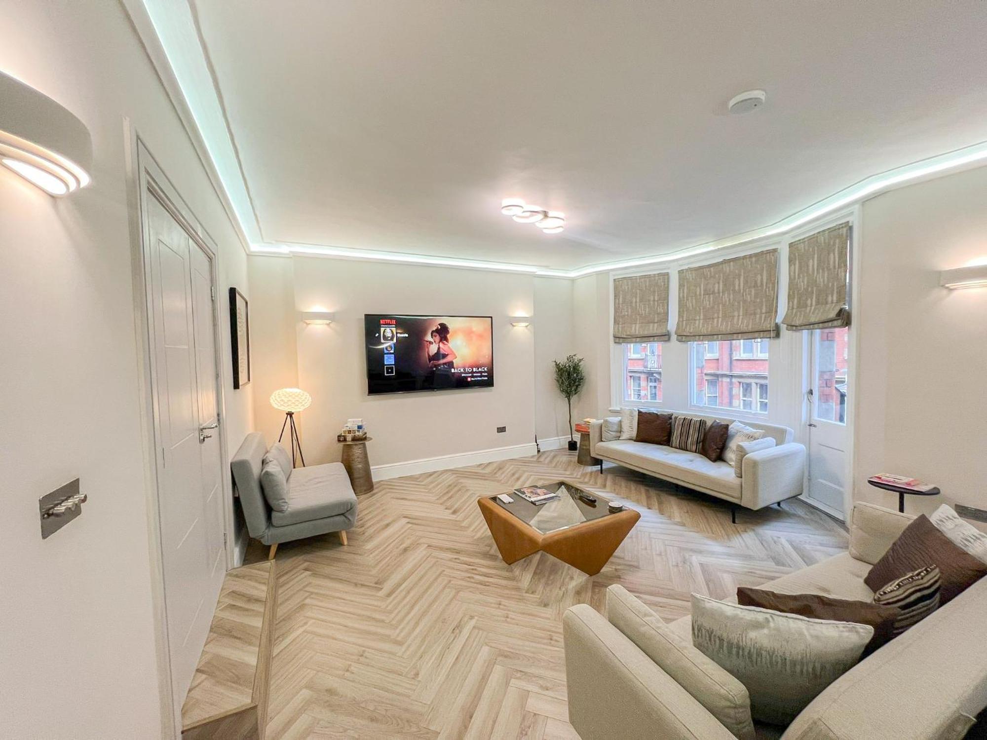 Lux 4 Bedroom In Baker St Near Regent's Park * Londen