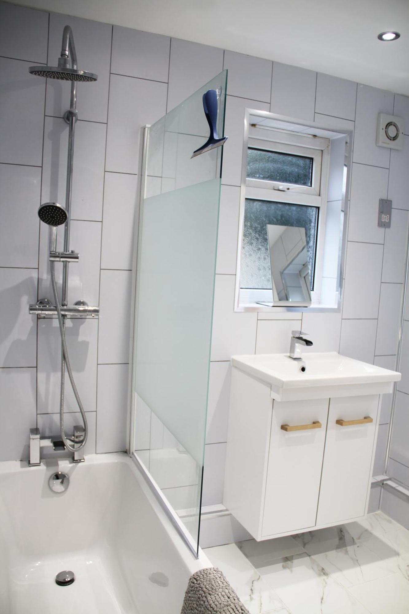 Holiday home Retreat-2 Bedroom House Parking & Garden