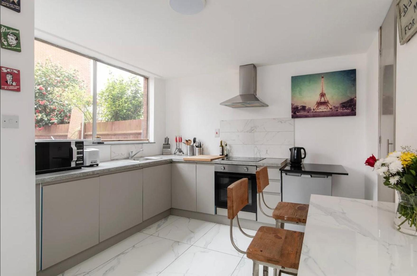 A Very Large Modern Which Take Up To 4 Guest Habitación en casa particular