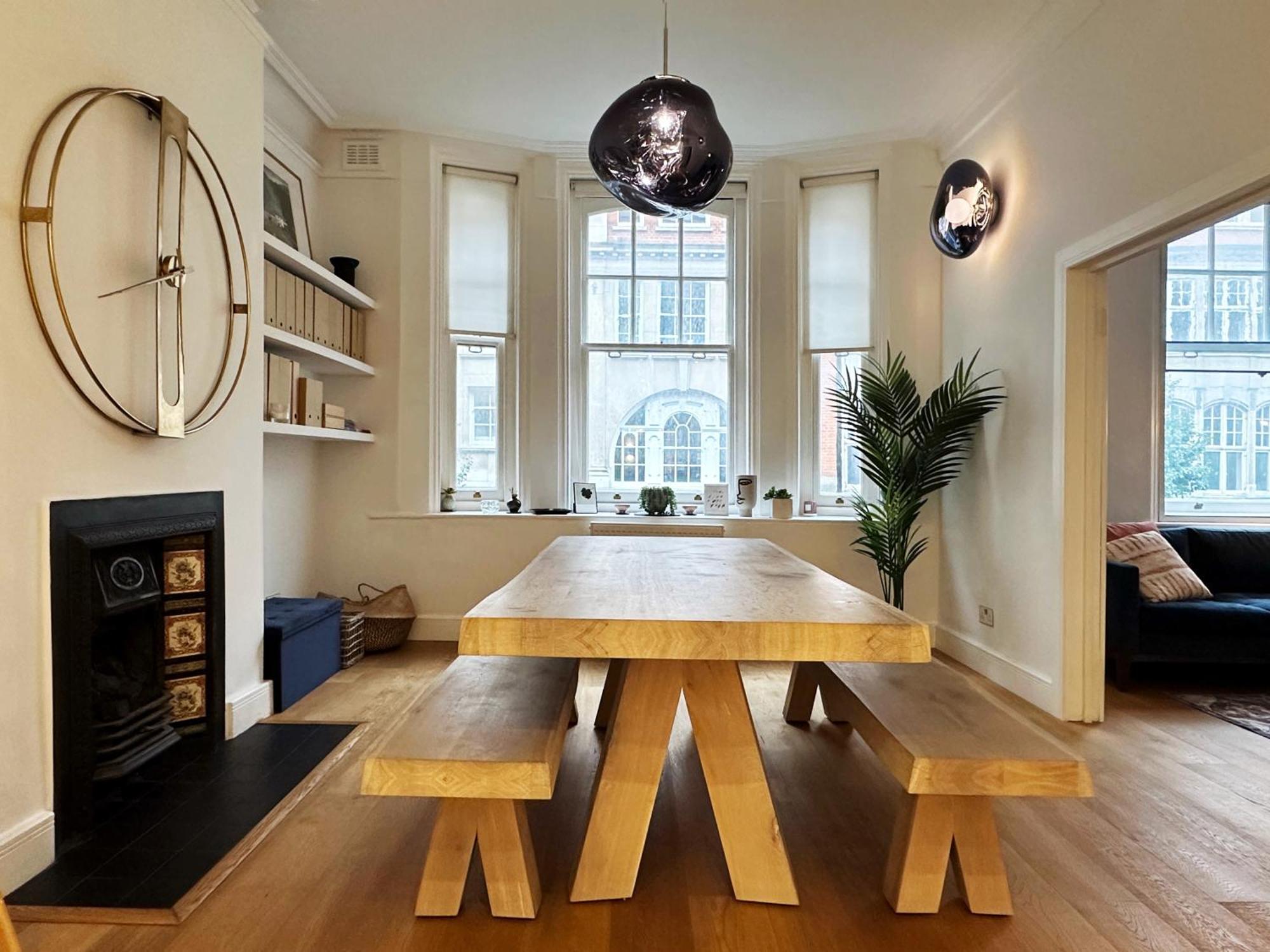 Theo's 2 Bedroom In Apartment