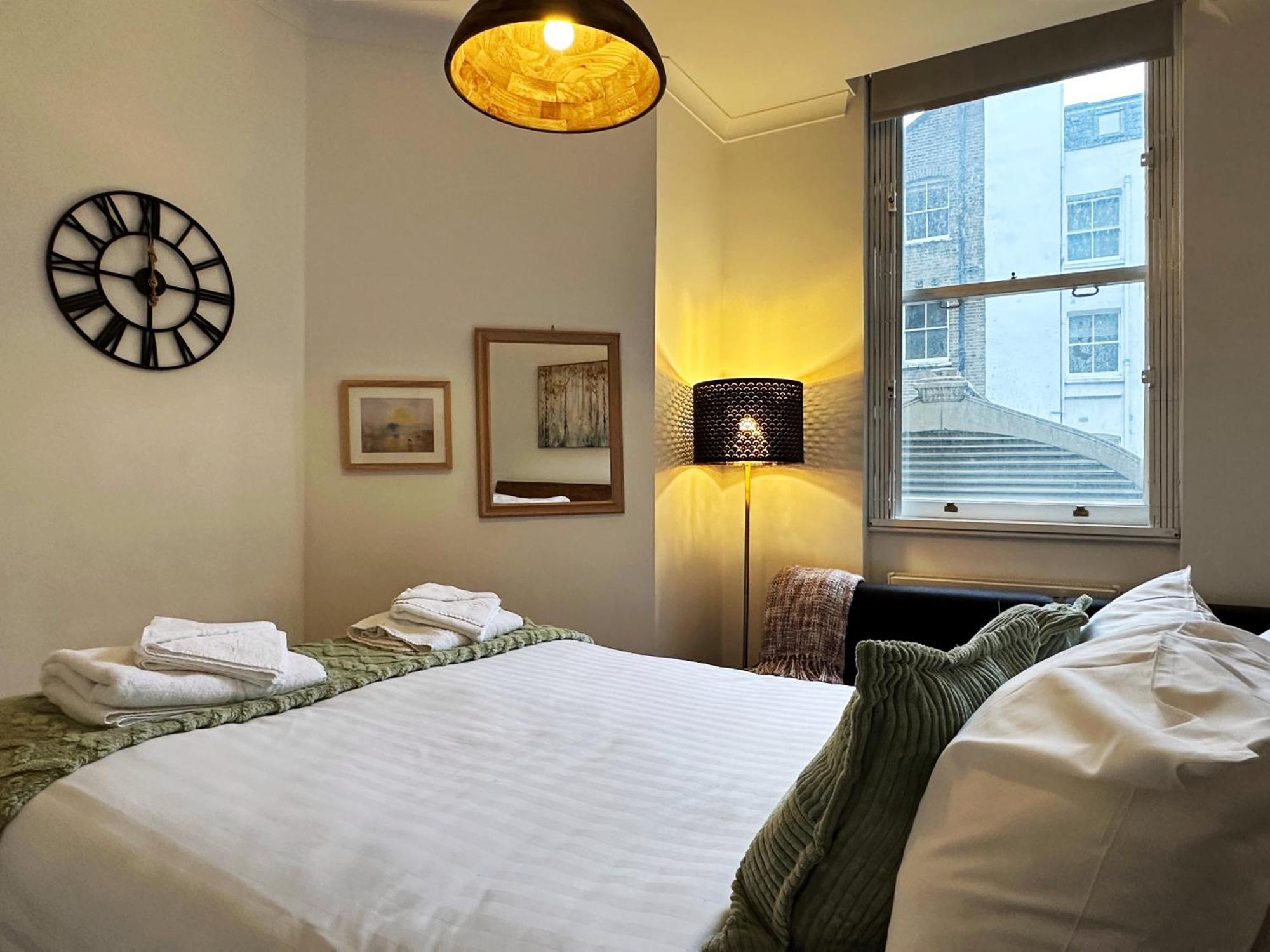 Theo's 2 Bedroom In * London