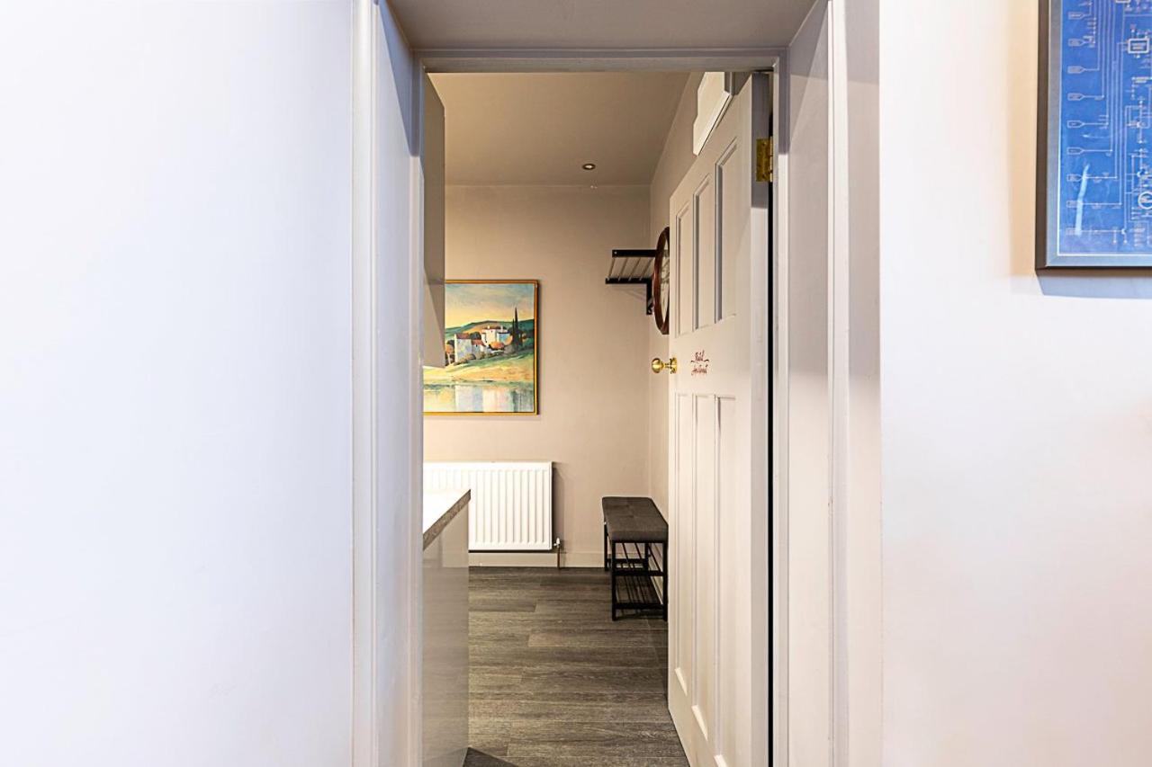 Stunning 5 Bed House In Willesden Green! Londen