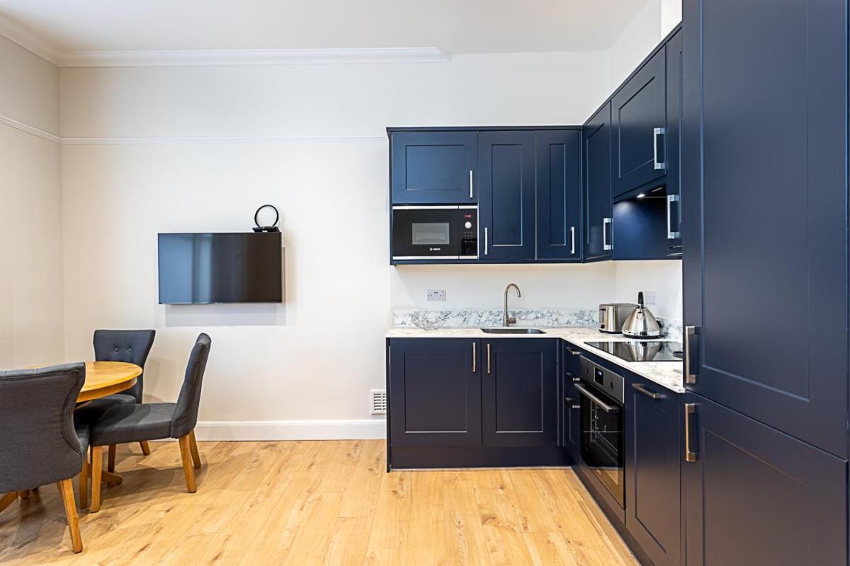 Modern Bayswater Flat London
