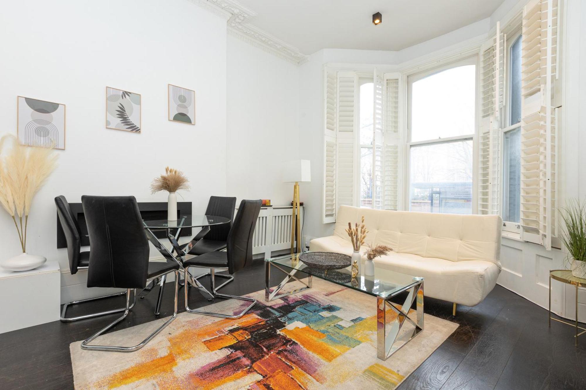 Lovely 2br Flat In Kensington, 2 Minutes Tube Apartment