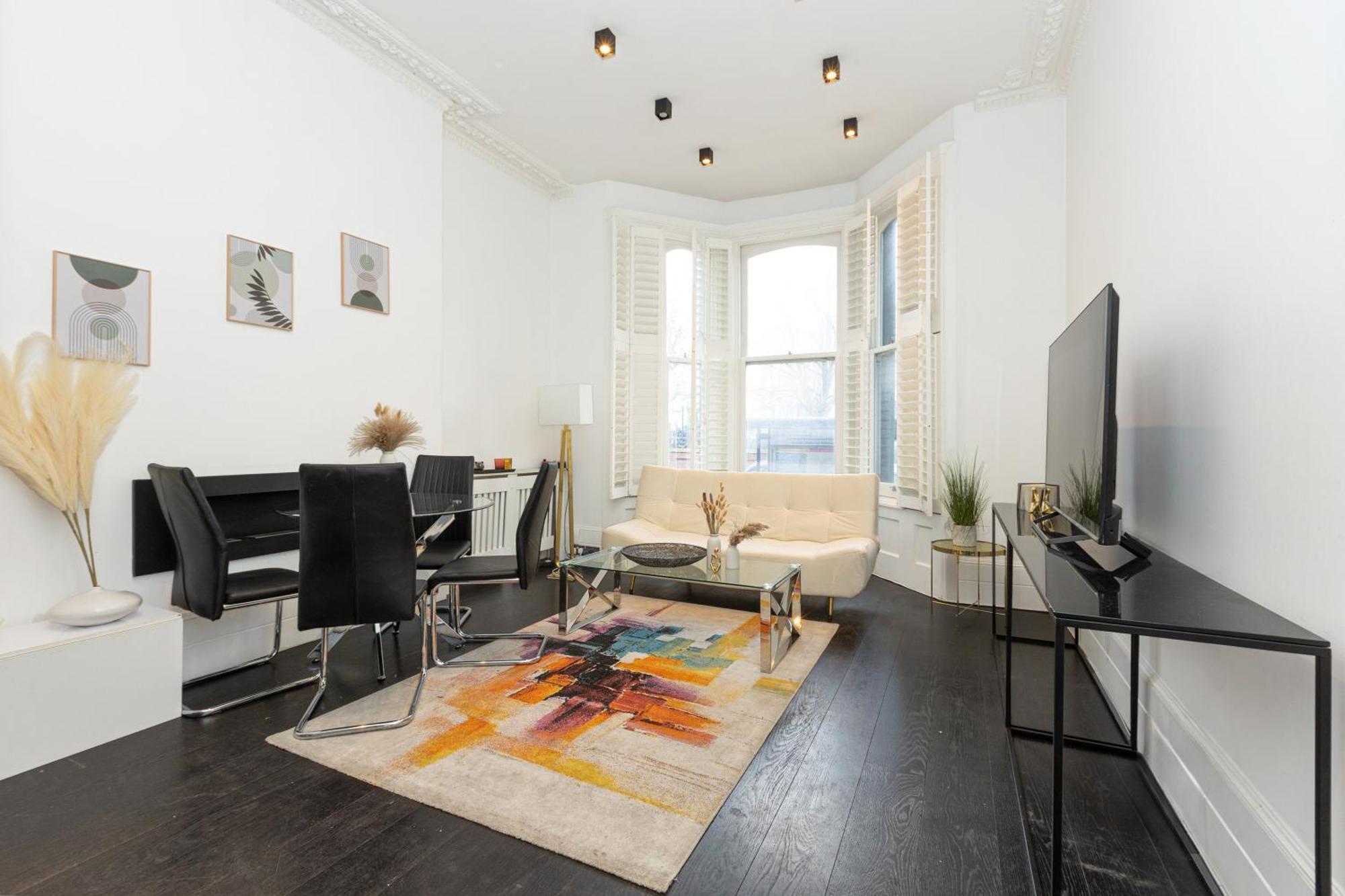 Lovely 2br Flat In Kensington, 2 Minutes Tube * London
