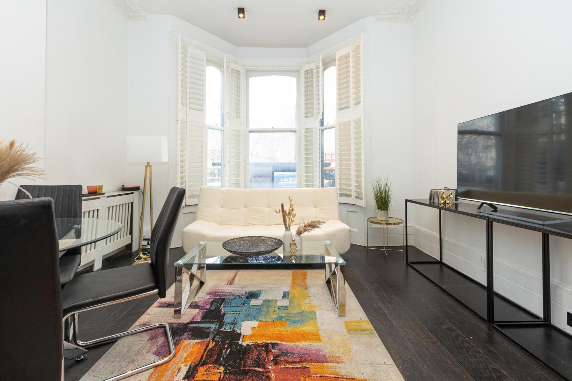 Apartment Lovely 2br Flat In Kensington, 2 Minutes Tube London