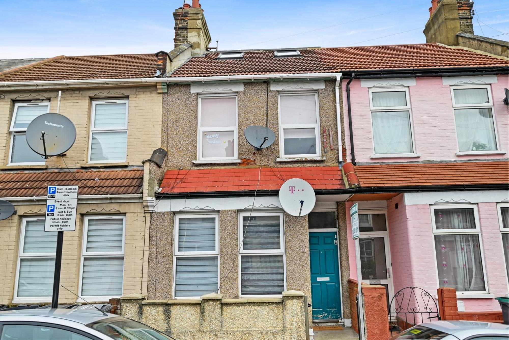 Cosy Tottenham Sleeps 4 * London