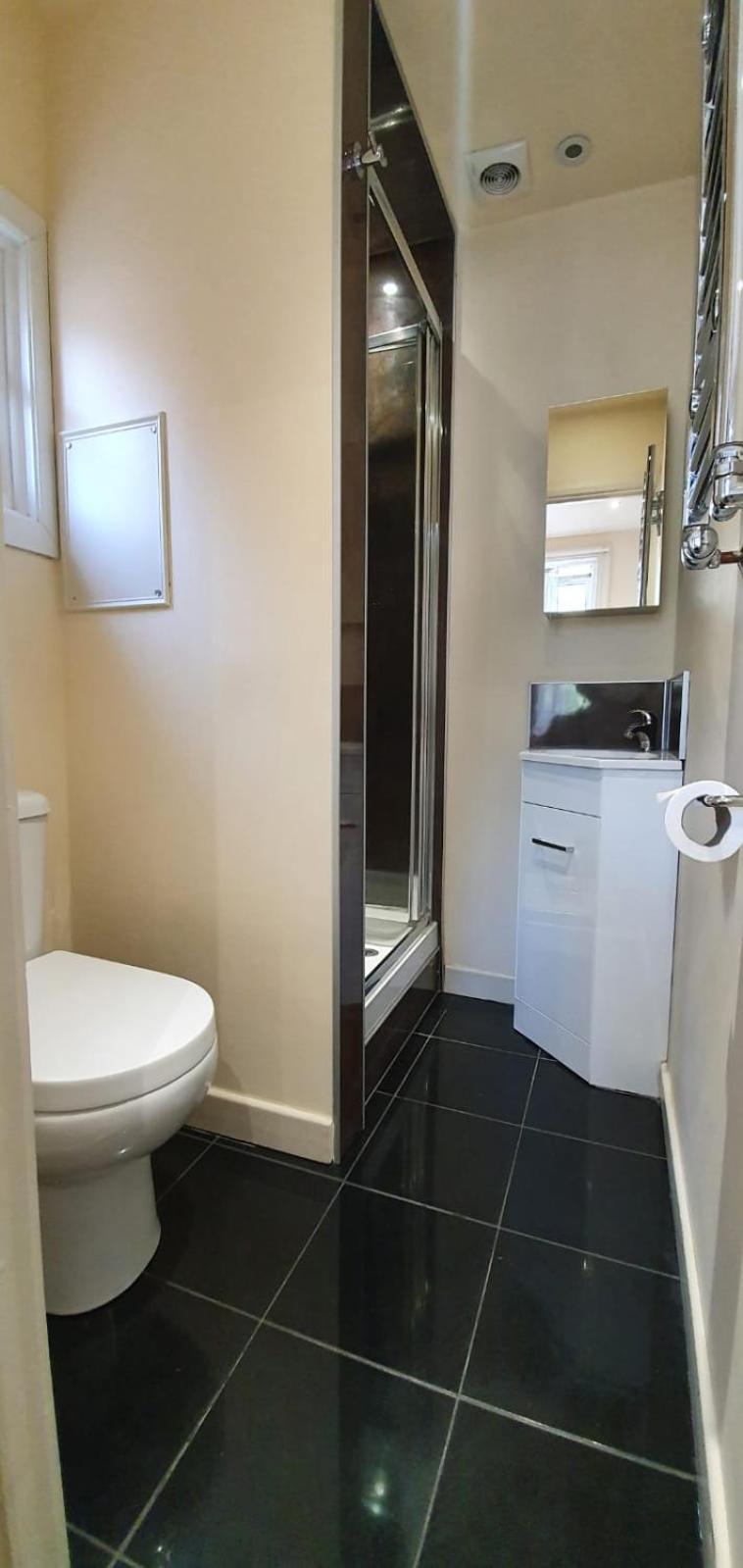 69 Aparthotel *