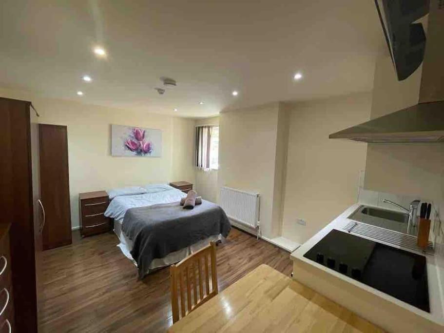 69 Aparthotel London