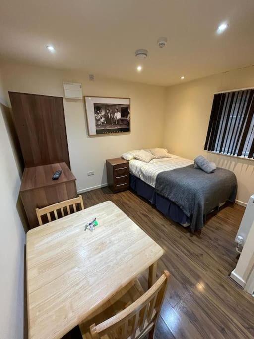 Aparthotel 69 *