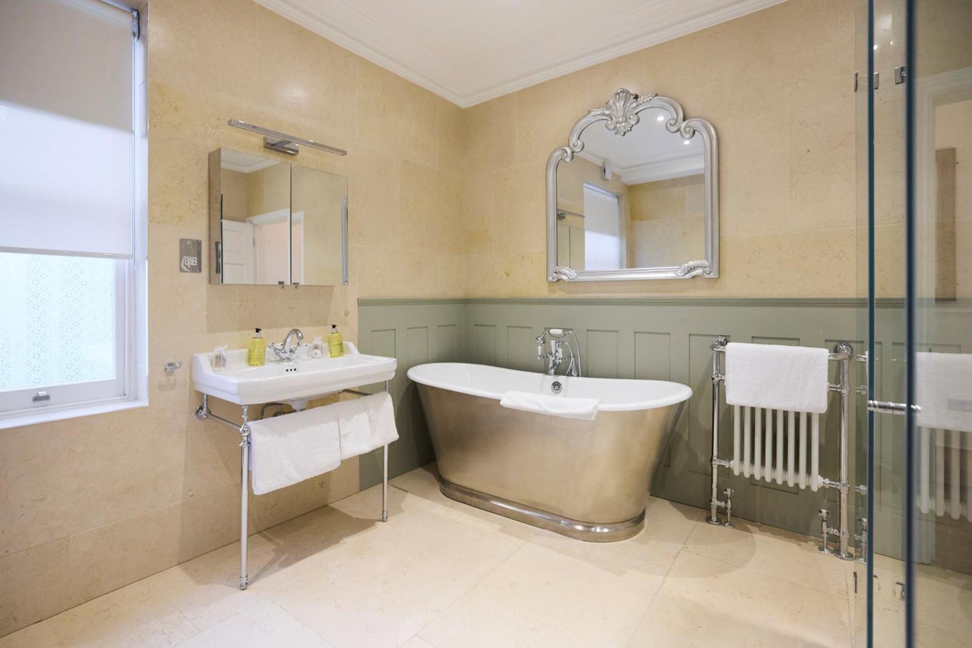 The Belsize Park Place - Charming 6bdr With Garden Apartamento