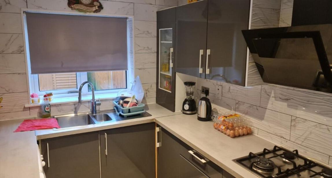 Homestay Cosy Bedroom Near Airport London