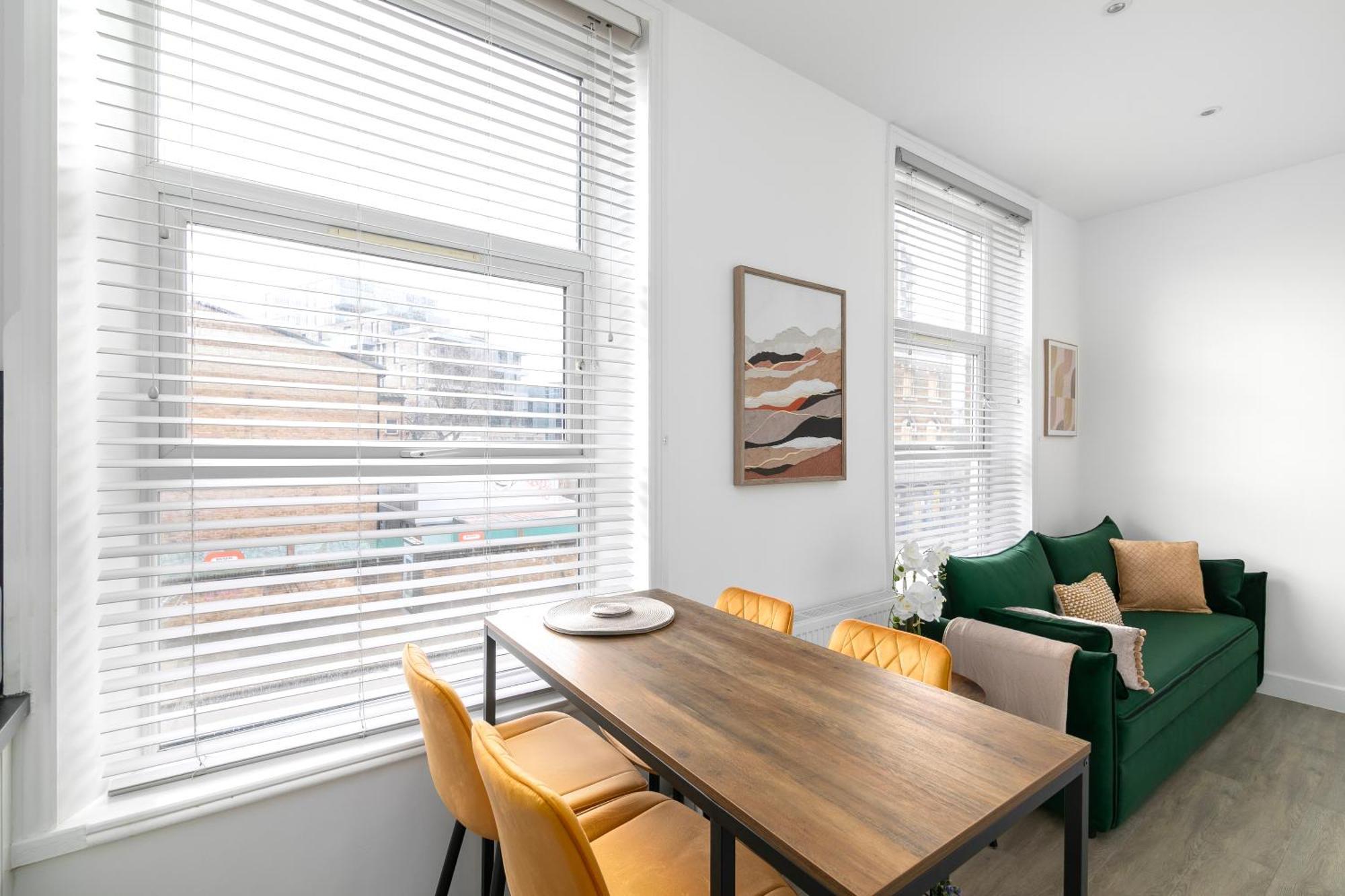 Apartment Stylish In Queens Park London